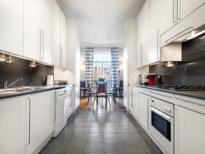 Tyzenhauz Apartments Podwale street