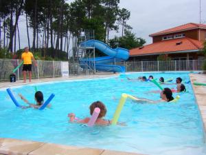 Villages vacances Vacanceole - Le Domaine des Grands Lacs : photos des chambres