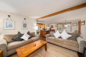 Treasure Paradise MCA#522