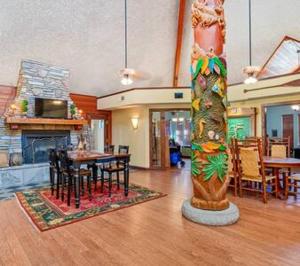 2 MI to USF + Long Term Stays allowed + Gym + Pool