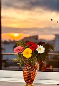 Quiet house-Athens Center 100 meters balcony on the top floor