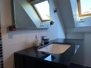 Villas 803 - Magnifique maison moderne situee a Erquy disposant d'une piscine privative : photos des chambres