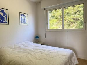 500 - T2 avec balcon vue mer et proche du port