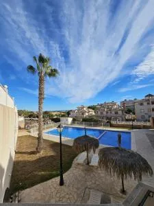 Casa Stefania, Lomas de Cabo Roig area, 2 bed , 2 terraces and beautiful swimming pool - 洛斯杜尔斯
