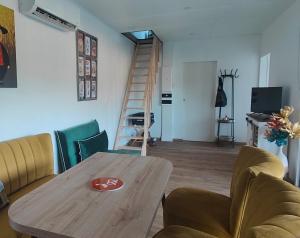 Aux Sons des Cloches - Chalet avec Jacuzzi, Sauna et vue panoramique