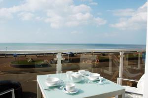 Sunset Bay Beach House in Tywyn - Ubytování bez kategorie ve městě Tywyn