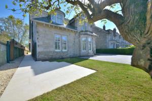 5 star luxury villa with Garden SPA