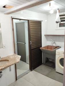 Casa de praia com piscina para 10 pessoas