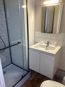 Hotels le 99 : photos des chambres