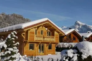 CHALET la RIOULE, 10 pers, jardin clos, plein sud. - Verchaix