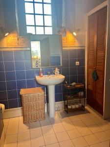 Appartements Cozy flat in castle near Fontainebleau - 10 min : photos des chambres