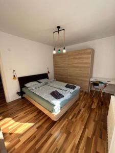 Family friendly downtown apart