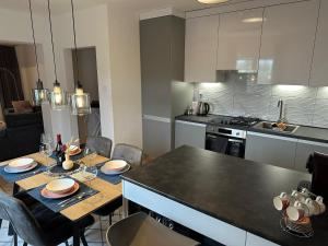 Spacious and modern app with big terrace (4+2 persons)