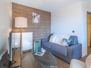 Appartement de standing à Alpe dHuez avec WIFI et Parking, pour 4A+2E - FR-1-645-66