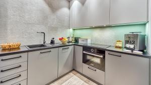 Rezydencja Niechorze 324 z Basenem, Sauną, Jacuzzi, przy samej PLAŻY - 5D Apartments - 5D Apartamenty