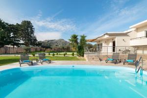 Sugar View Villa In Kolymbia