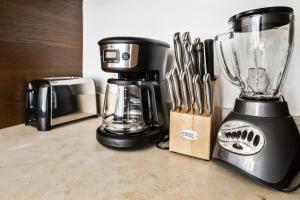 Modern High Rise One Bedroom at Icon Brickell (W)