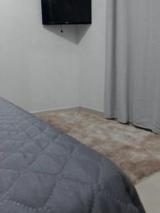 Onça Parda Hospedagens com Cachoeira Privativa