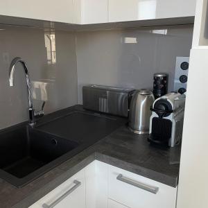 Top Floor Secret Garden, Cannes