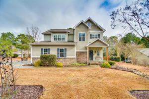 Spacious Home with Fireplace - Near Pinehurst Golf!