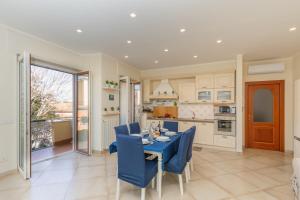 LArancio house- Perfect for families and groups