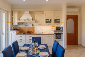 LArancio house- Perfect for families and groups