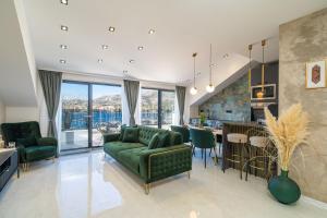 Top Floor Apartment in Slano