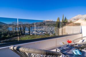 Top Floor Apartment in Slano