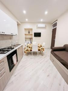 The Brilliant Sisters - near Pompeii Ruins