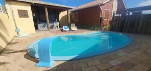 Linda casa com piscina 50m praia - 阿罗约多萨尔