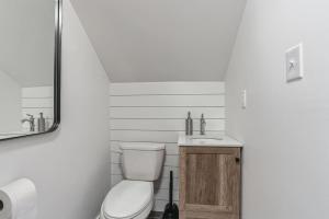 Historic Thornton Studio Retreat