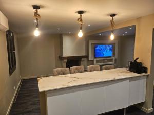 Maisons de vacances MAISON ACTI SUD Tout confort - Zone commerciale CHENOVE : Maison 3 Chambres