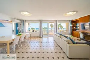 Apartment front line Jakarta 1 Sea View - El Campello