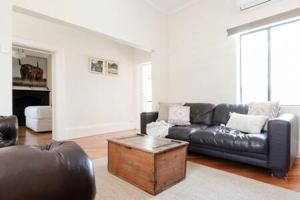 Funky Heritage Home in the City Center