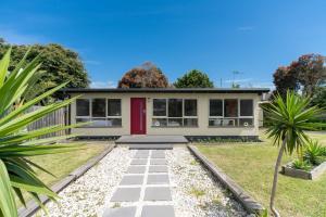 Tropicana Coastal Cottage