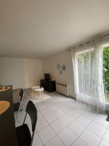 Appartements Orleans Centre, studio Cosy, avec Options Romantiques et Gourmandises : photos des chambres