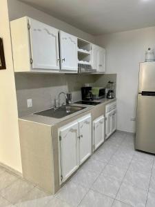 Apto comodo, muy cerca de playa 101