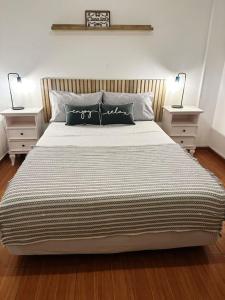 A metros del Obelisco/centro/teatros/pizzerías/más - 4hvězdičkové hotely ve městě Buenos Aires