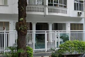 COPACABANA PERTO DA PRAIA-2 quartos-120m2-Térreo-200m metrô