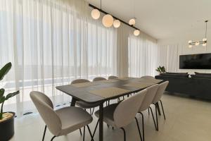 Luxury villa Aurora with pool & large patio