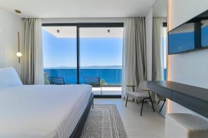 Luxury villa Aurora with pool & large patio