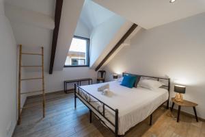 Le Roc du Cygne charmant appartement 4 personnes à deux pas du lac