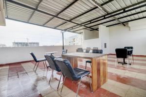 Hotel O Elite Lifestyle Red Rose Near 7d Voyage