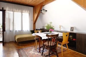 Holiday house with a parking space Priselci, Karlovac - 21949