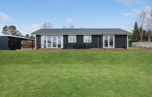 Gorgeous Home In Melby With Wifi