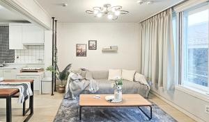 Cozy stay near hongdae & sinchon station 4min for max 6