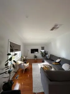 North Central Spacious Charmer - Walk to GV Health - Kyabram