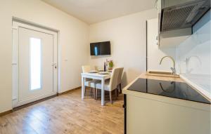 Awesome Apartment In Biograd Na Moru