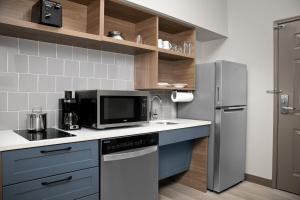 Queen Studio Suite with Two Queen Beds - Mobility Access Tub/Non-Smoking room in Candlewood Suites Alexandria - Fort Bevoir