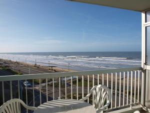 Studio spacieux 4 pers. - Proche plage - Belle vue mer - FR-1-323-416